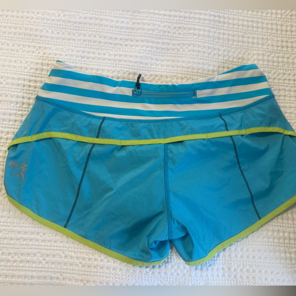 lululemon Seawheeze 2012 SE Speed Shorts Size 6 2.5” VEUC
